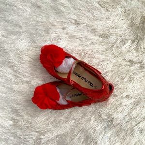 Girls Red sparkling shoe